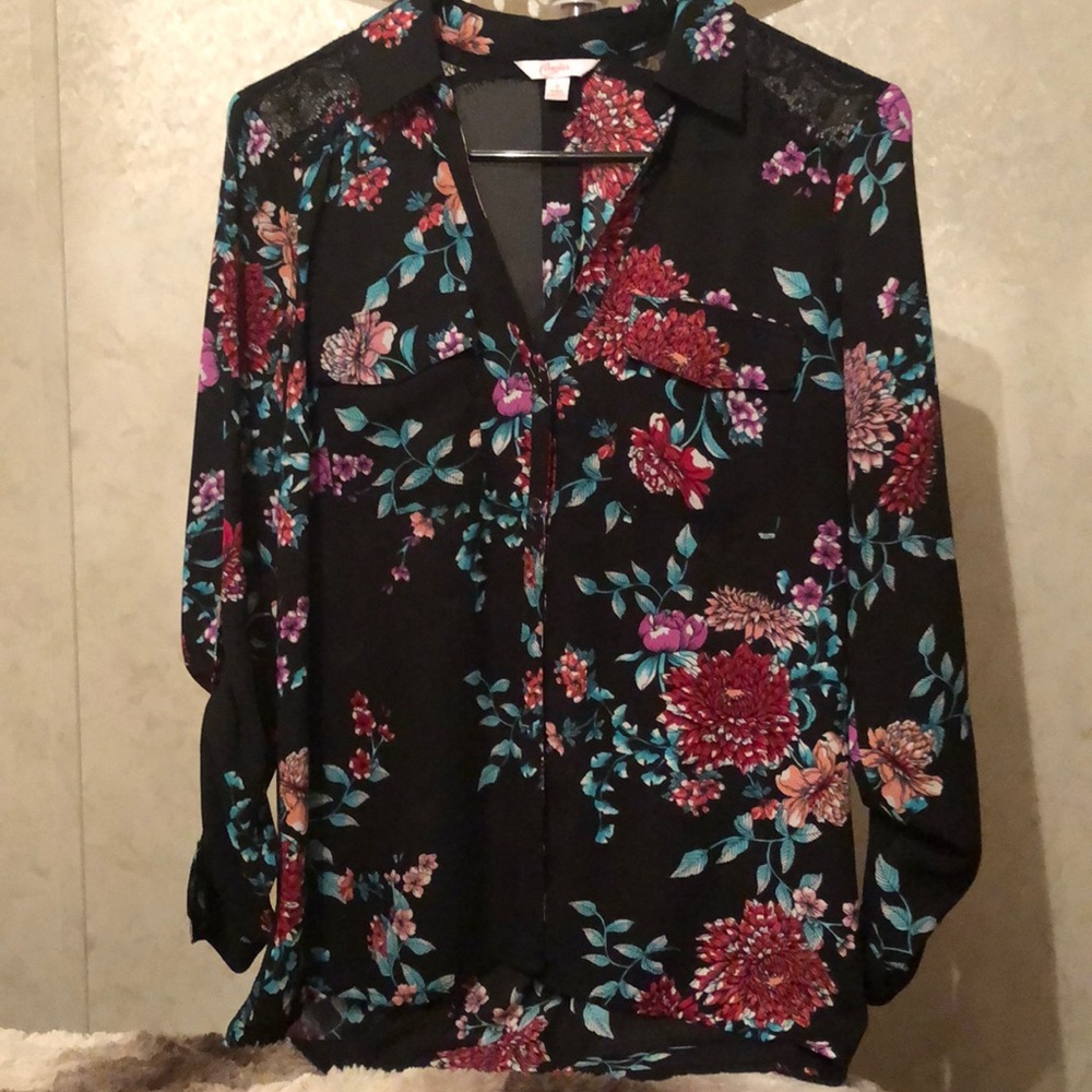 Button down blouse with pockets